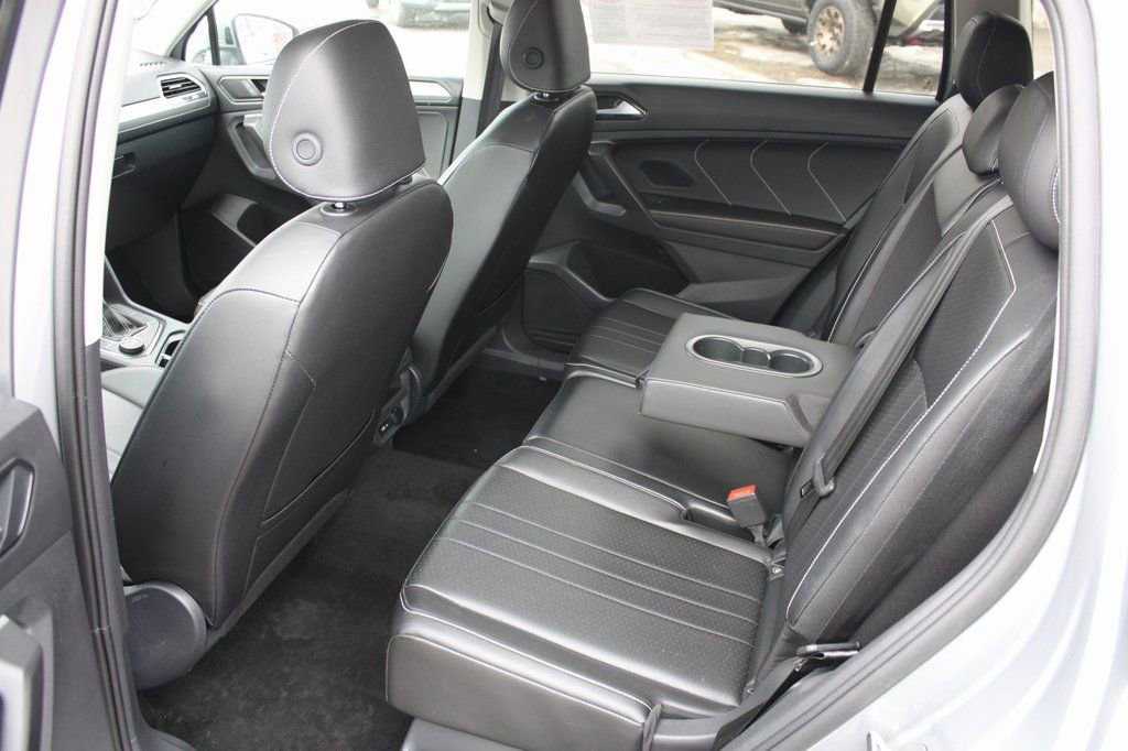 Used 2024 Volkswagen Tiguan SE image 16