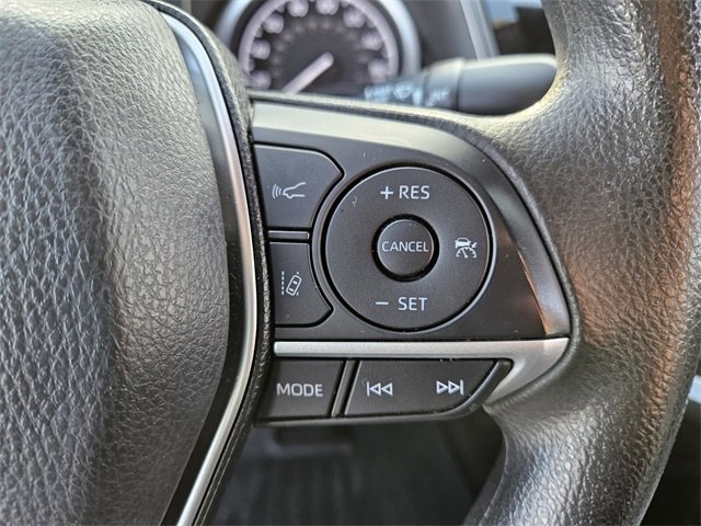 Used 2022 Toyota Camry LE image 26