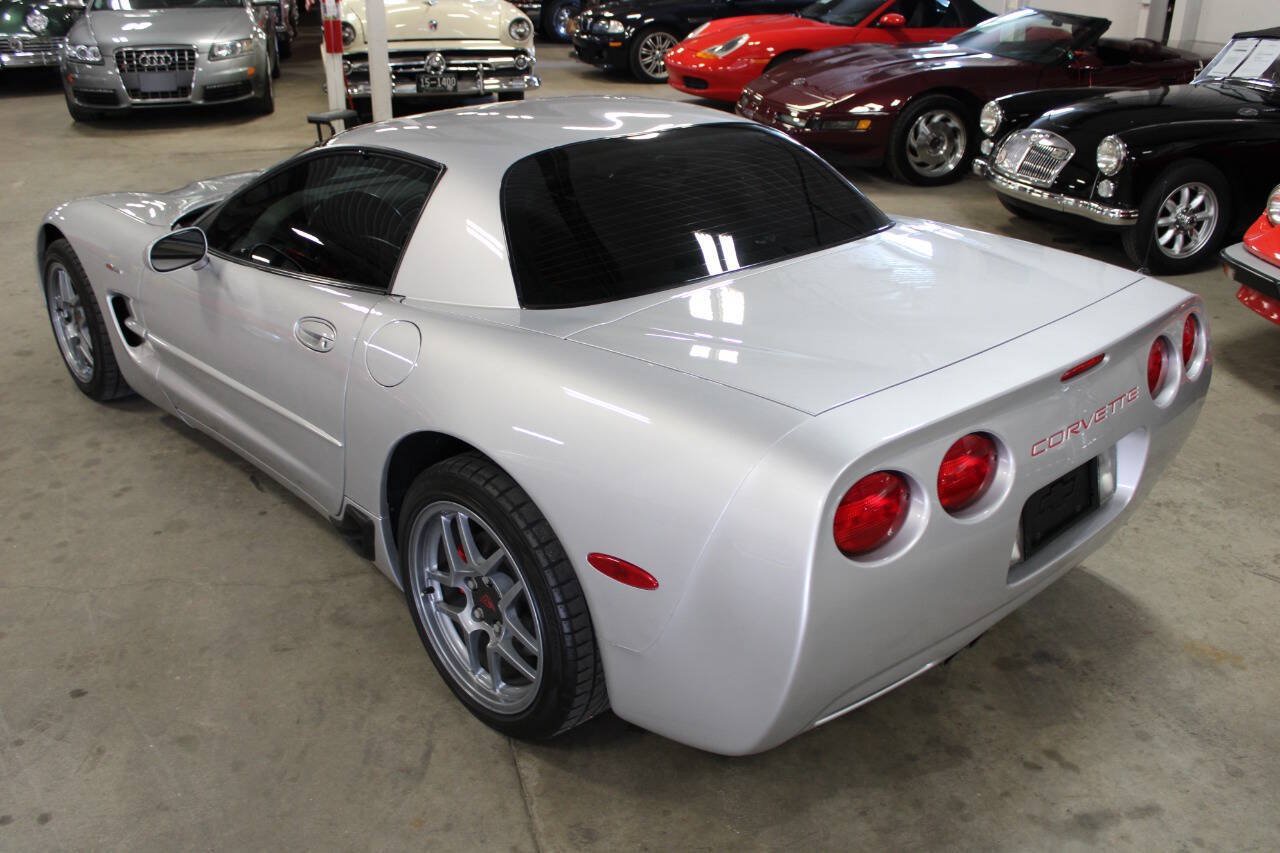 Used 2001 Chevrolet Corvette Z06 w/ Memory Pkg RWD image 17