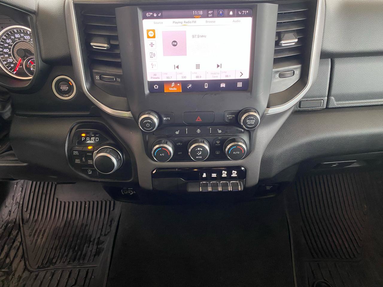 Used 2023 RAM 1500 Big Horn AWD/4WD image 15