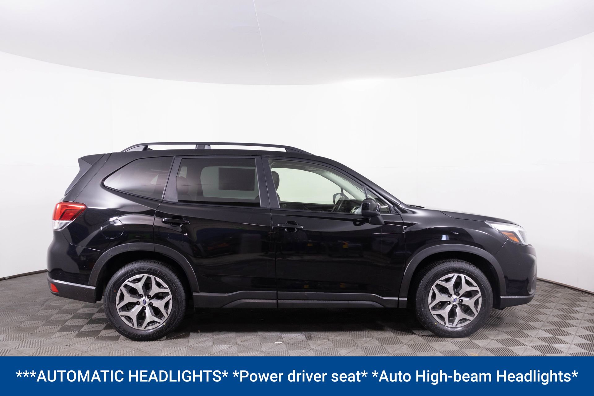 Used 2021 Subaru Forester Premium image 8