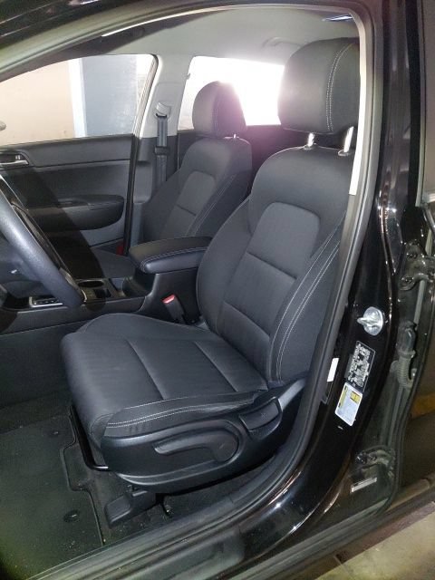 Used 2022 Kia Sportage LX FWD image 6