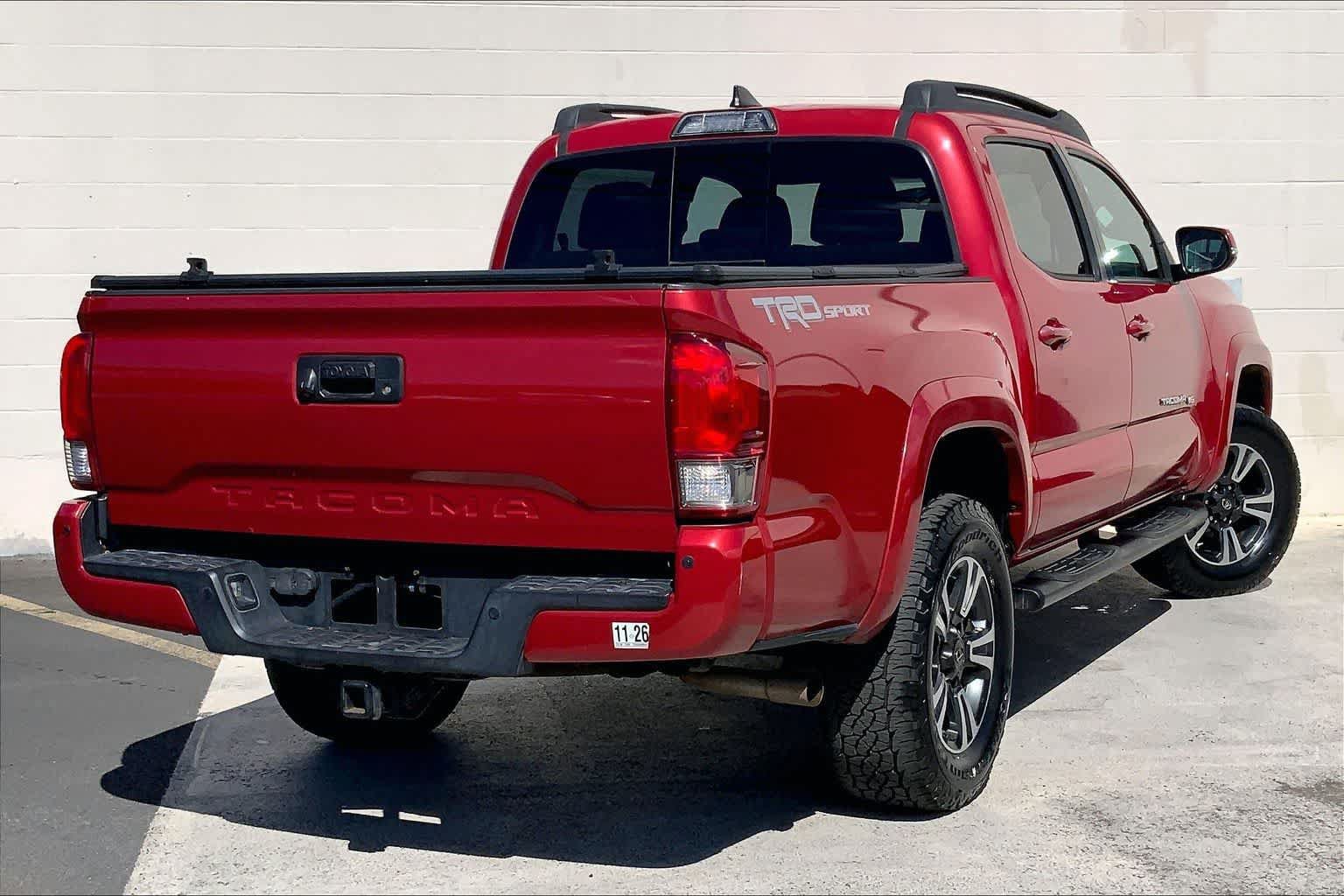 Used 2017 Toyota Tacoma TRD Sport RWD image 22