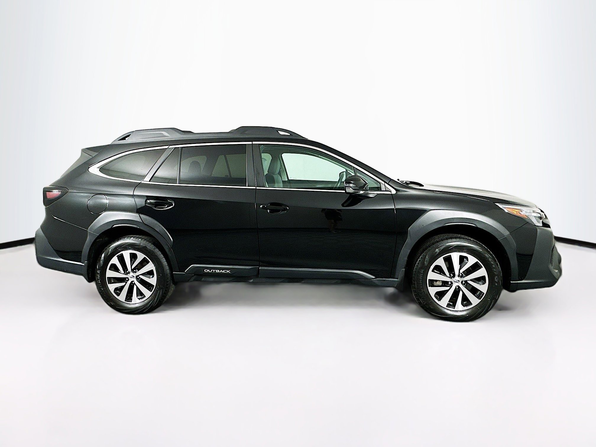 Used 2023 Subaru Outback Premium AWD/4WD image 10