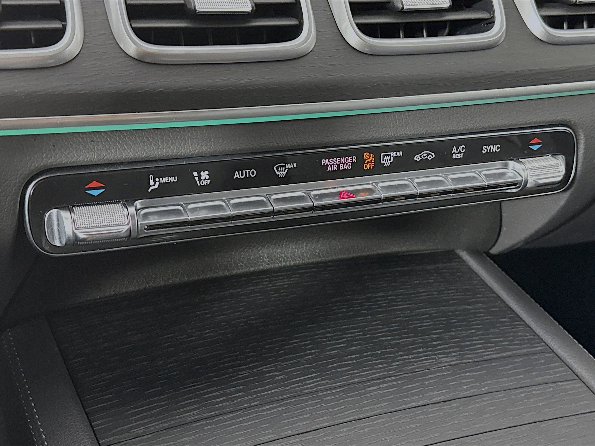 Used 2023 Mercedes-Benz GLE 350 4MATIC image 34