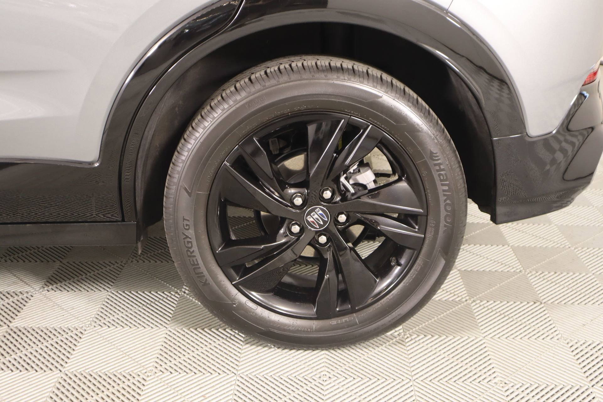 Used 2025 Buick Encore GX Sport Touring w/ Advanced Technology Package image 18