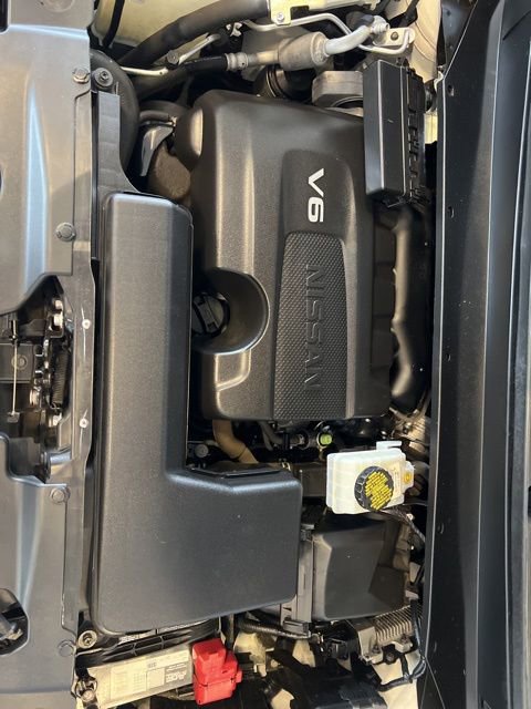 Used 2018 Nissan Pathfinder S image 31