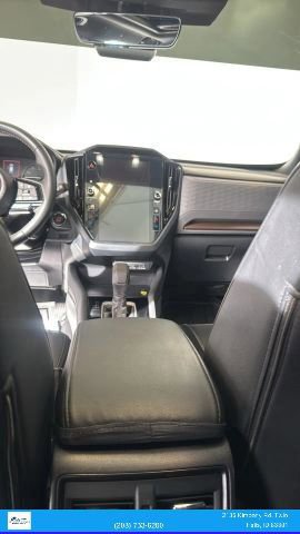 Used 2025 Subaru Forester Sport image 25