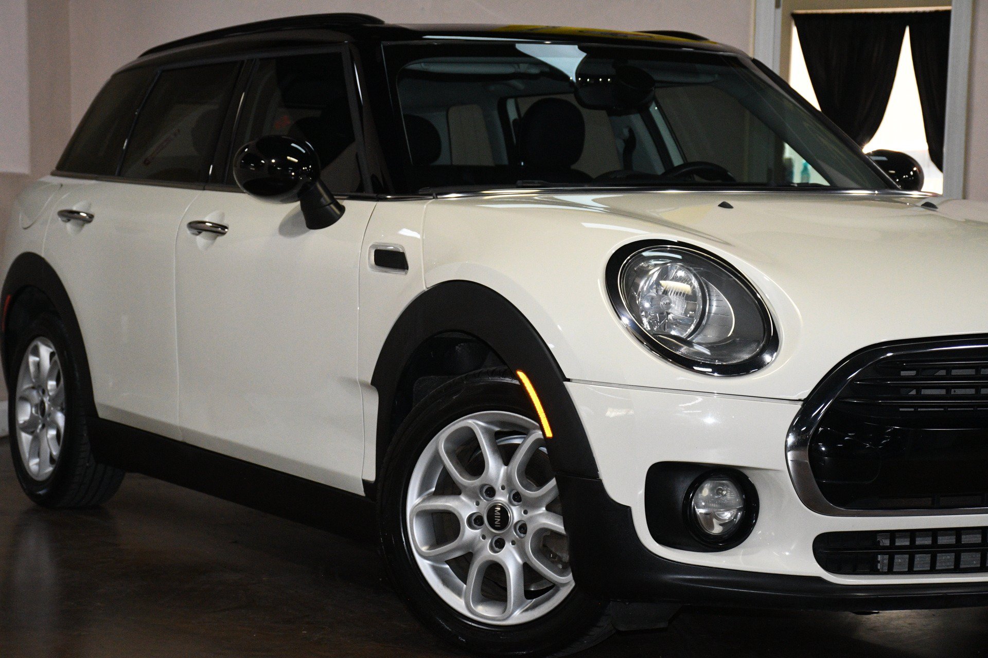 Used 2016 MINI Cooper Clubman FWD image 53