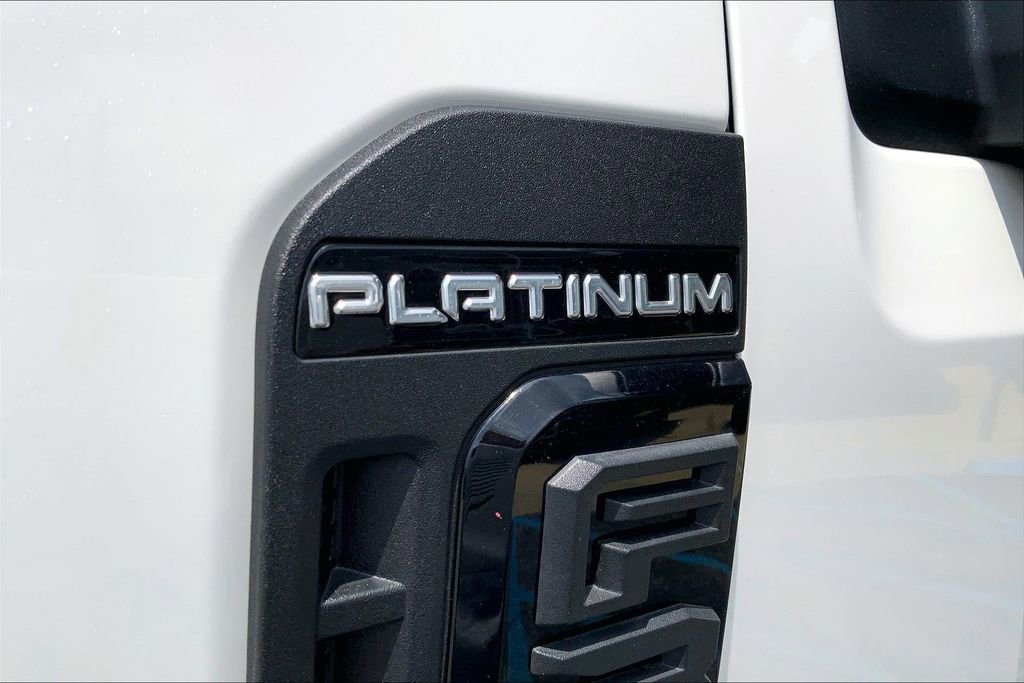 Used 2025 Ford F350 Platinum w/ FX4 Off-Road Package AWD/4WD image 6