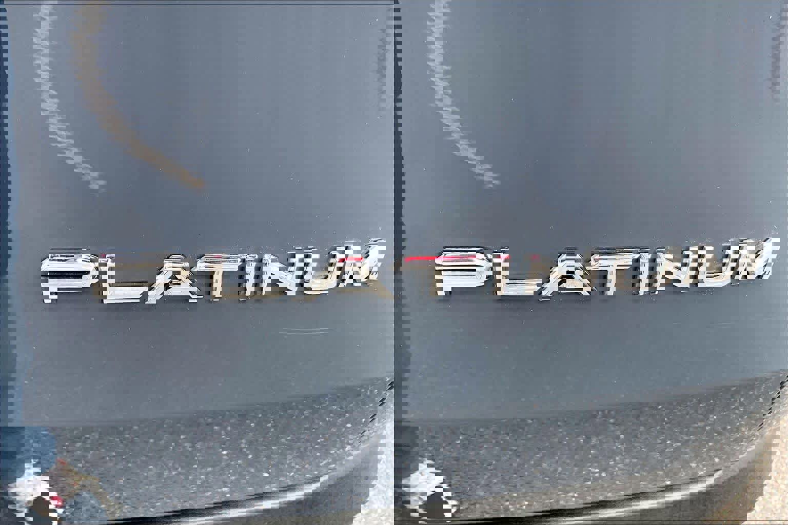 Used 2024 Toyota Grand Highlander Platinum image 9