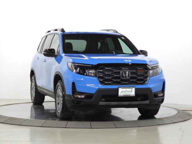 Used 2025 Honda Passport TrailSport image 1