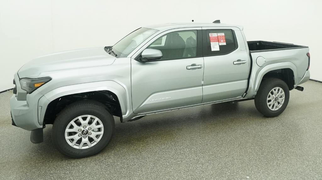 New 2026 Toyota Tacoma SR5 AWD/4WD image 2
