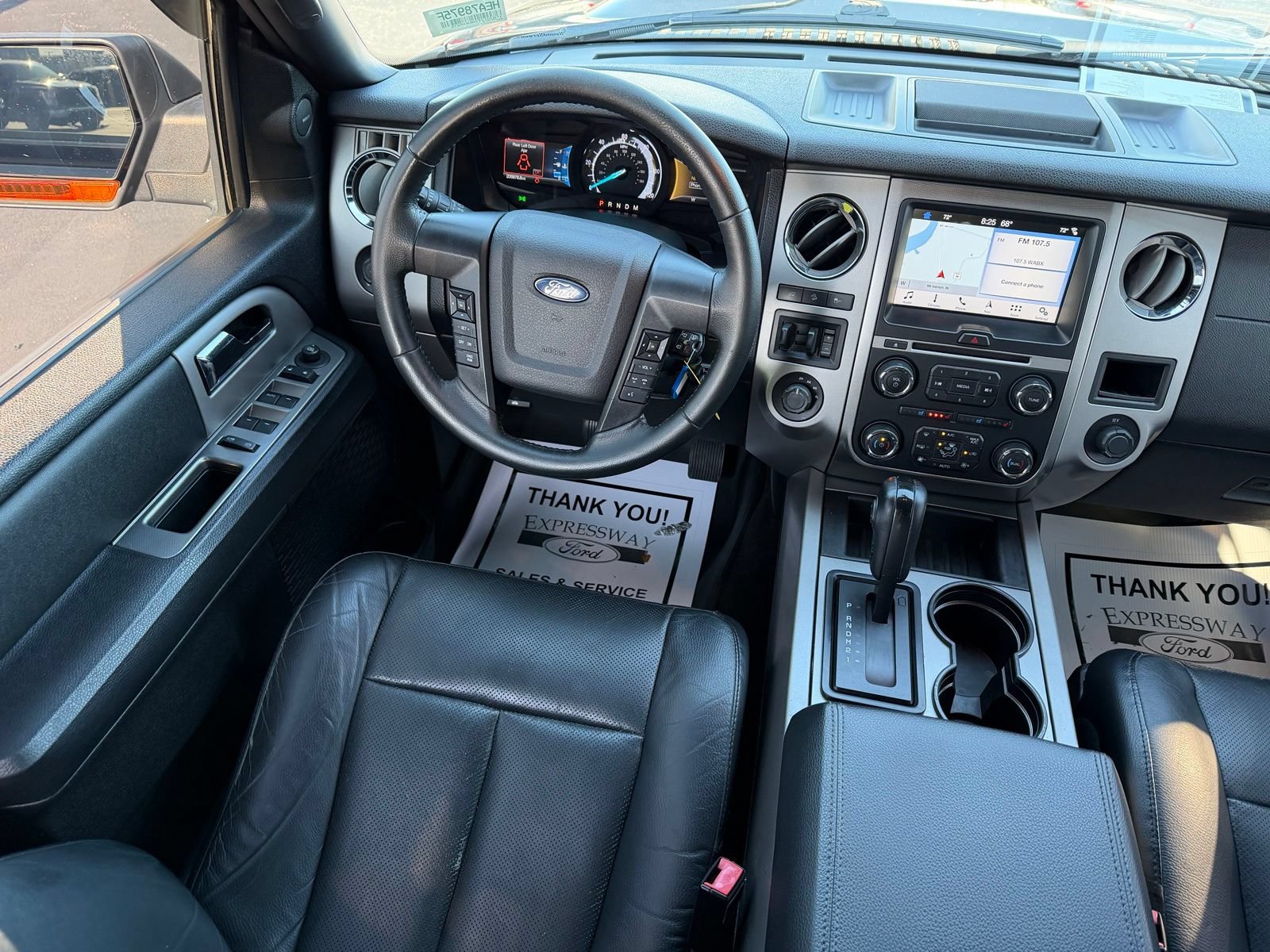 Used 2017 Ford Expedition XLT w/ Equipment Group 202A AWD/4WD image 16