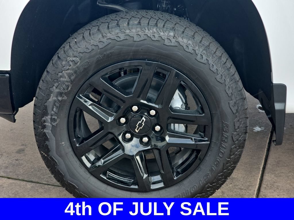 New 2026 Chevrolet Silverado 1500 Custom Trail Boss w/ Turbomax Blackout Package AWD/4WD image 36