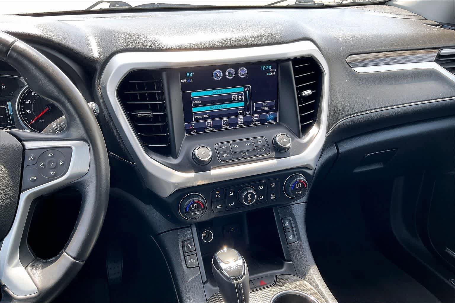 Used 2019 GMC Acadia SLT w/ Black Edition FWD image 15