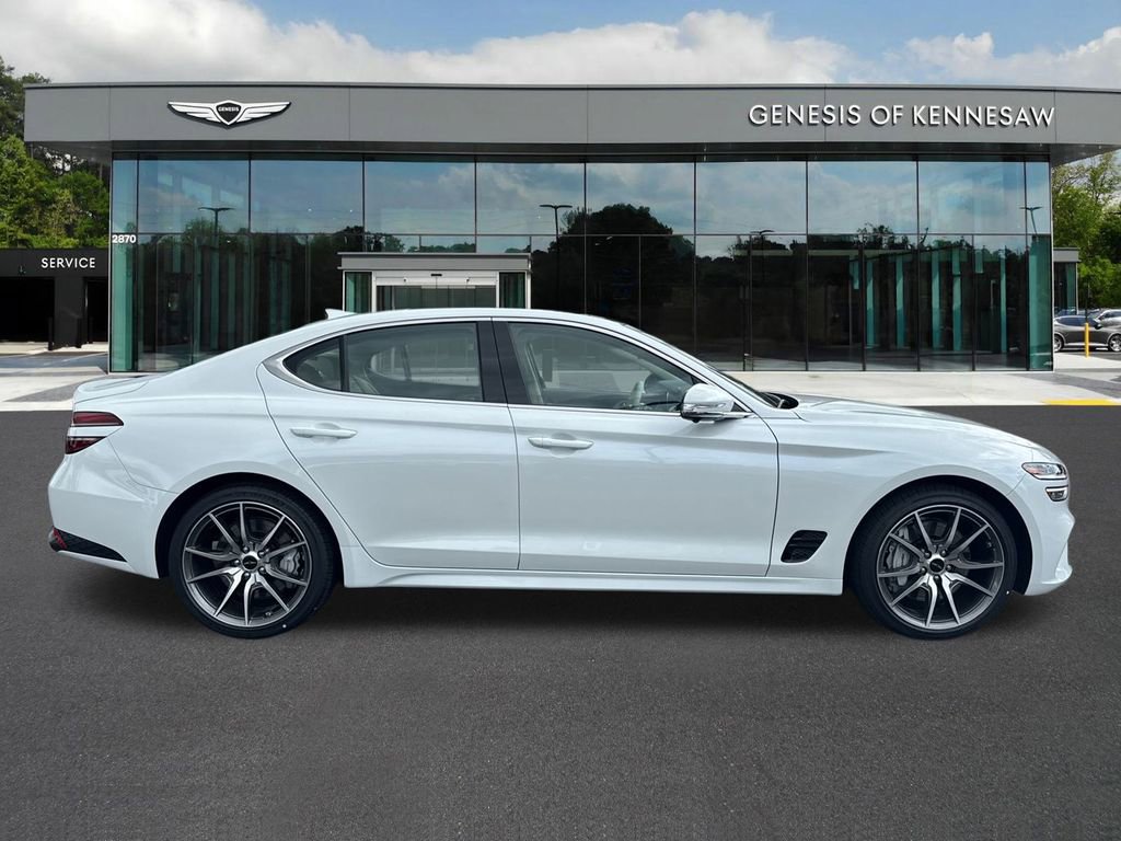 Used 2026 Genesis G70 2.5T Prestige image 8