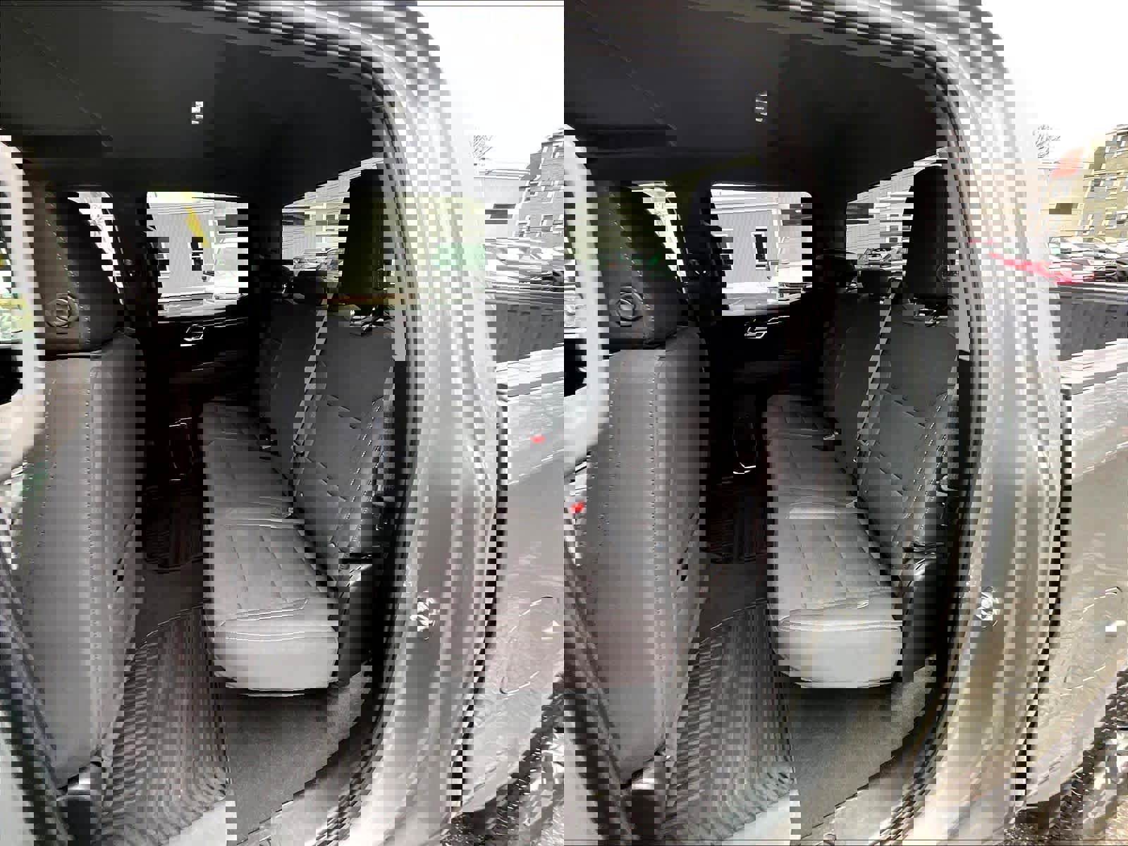 Used 2024 Chevrolet Silverado 1500 LT AWD/4WD image 15