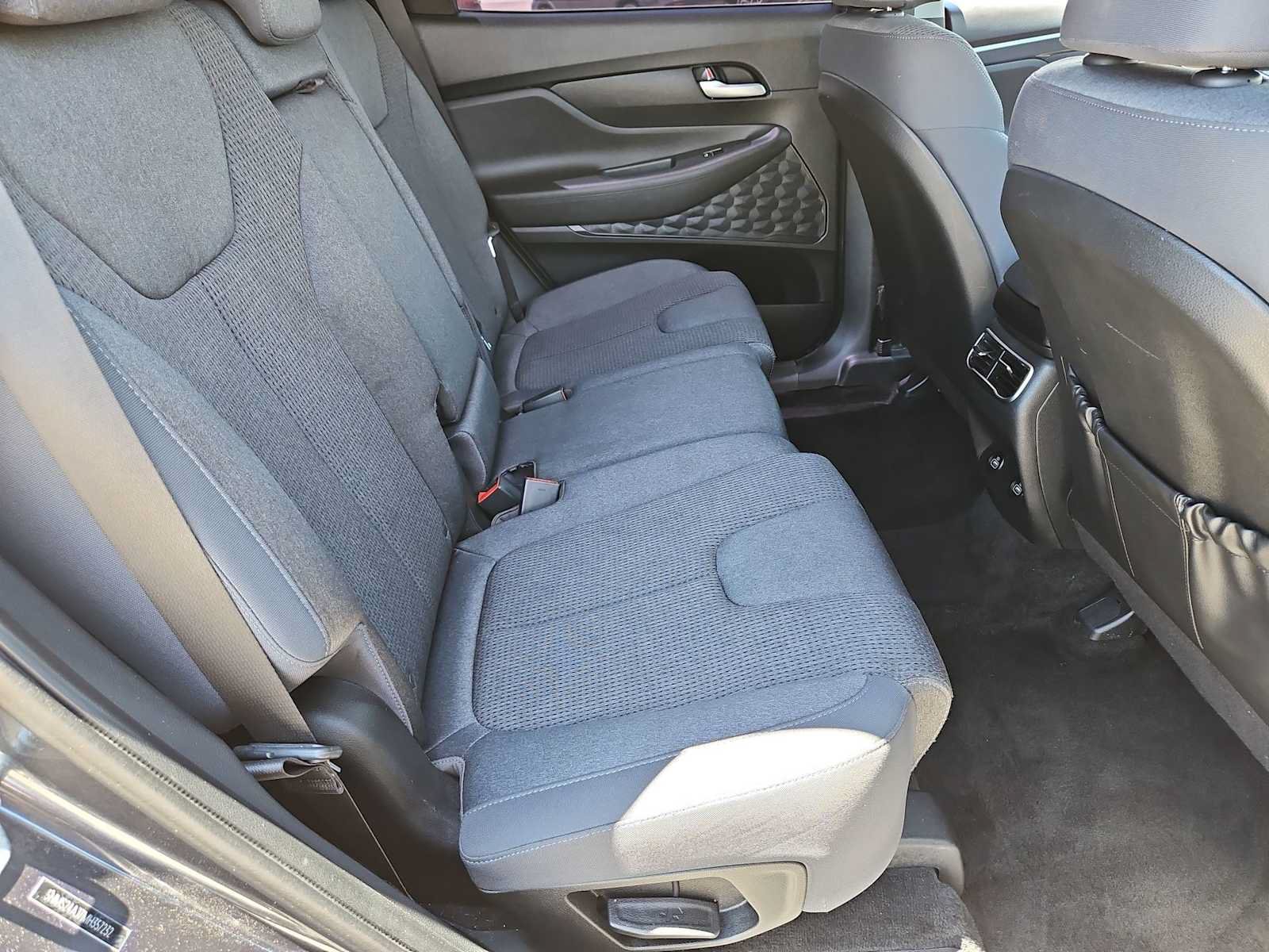 Used 2021 Hyundai Santa Fe SEL FWD image 20