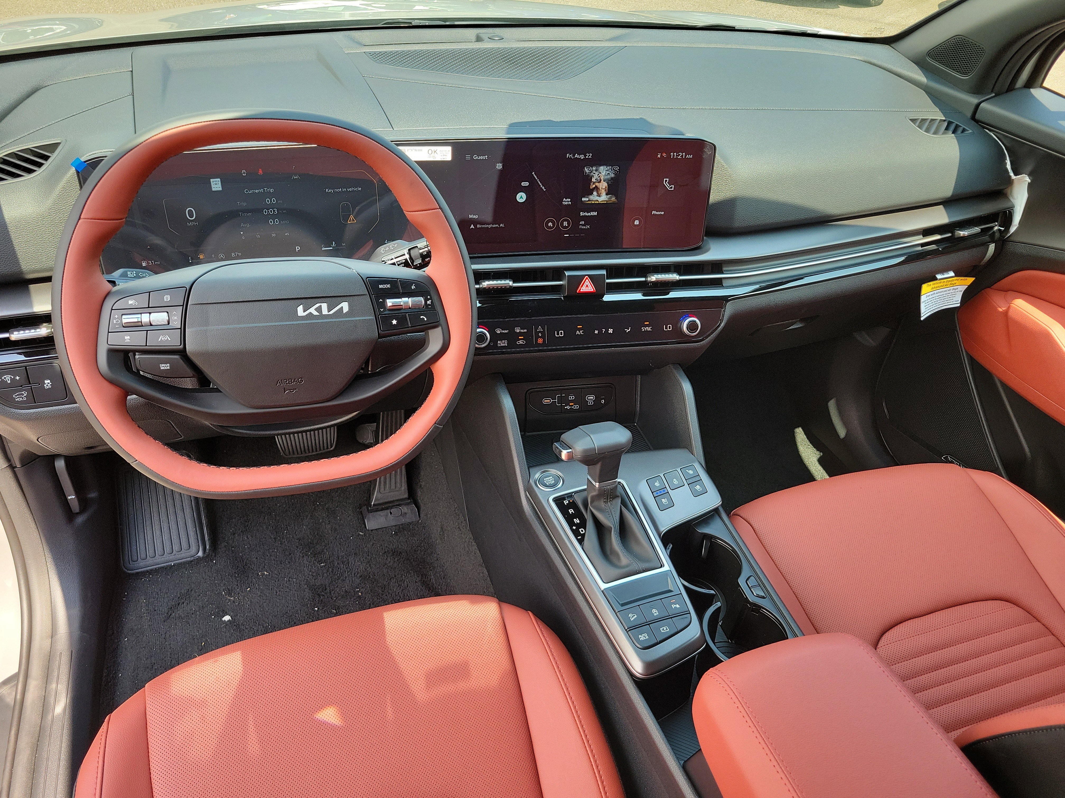 New 2026 Kia Sportage SX image 8