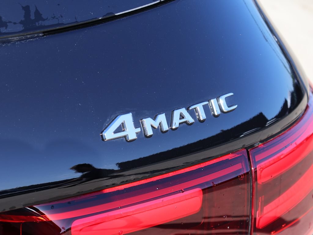 New 2026 Mercedes-Benz GLB 250 4MATIC image 9