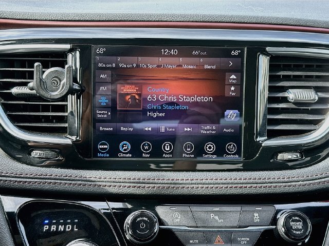 Used 2020 Chrysler Pacifica Limited FWD image 15