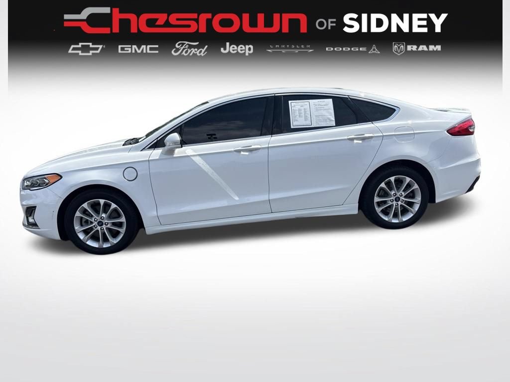 Used 2020 Ford Fusion Energi Titanium FWD image 2