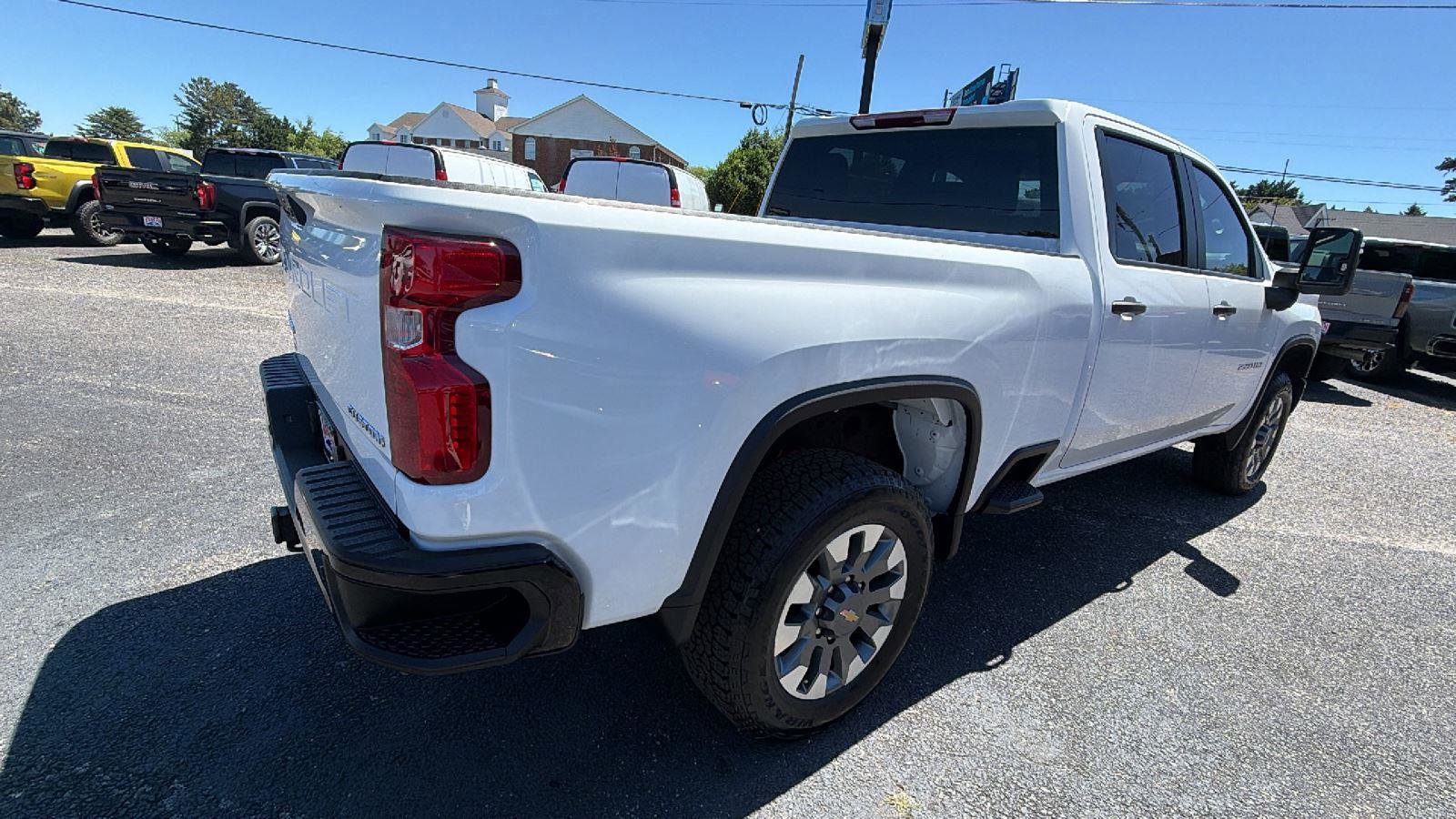 Used 2024 Chevrolet Silverado 2500 Custom w/ Custom Value Package AWD/4WD image 5