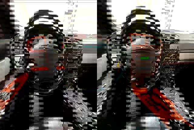 Used 2003 Ford Thunderbird image 5