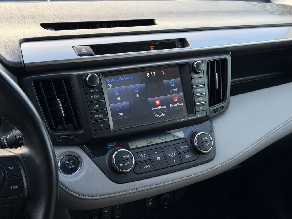 Used 2016 Toyota RAV4 Limited image 30