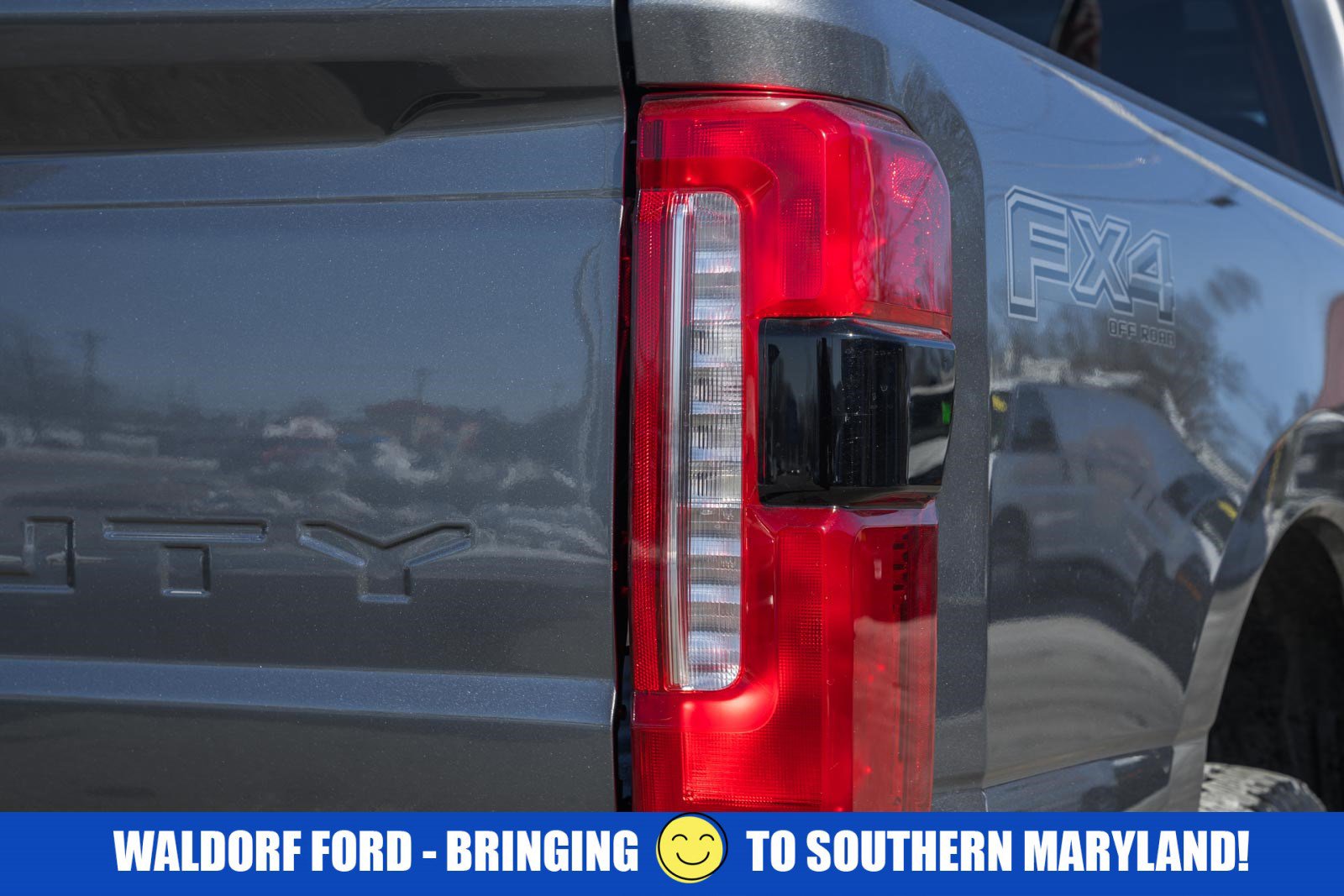 Used 2025 Ford F250 Lariat w/ Lariat Ultimate Package image 8