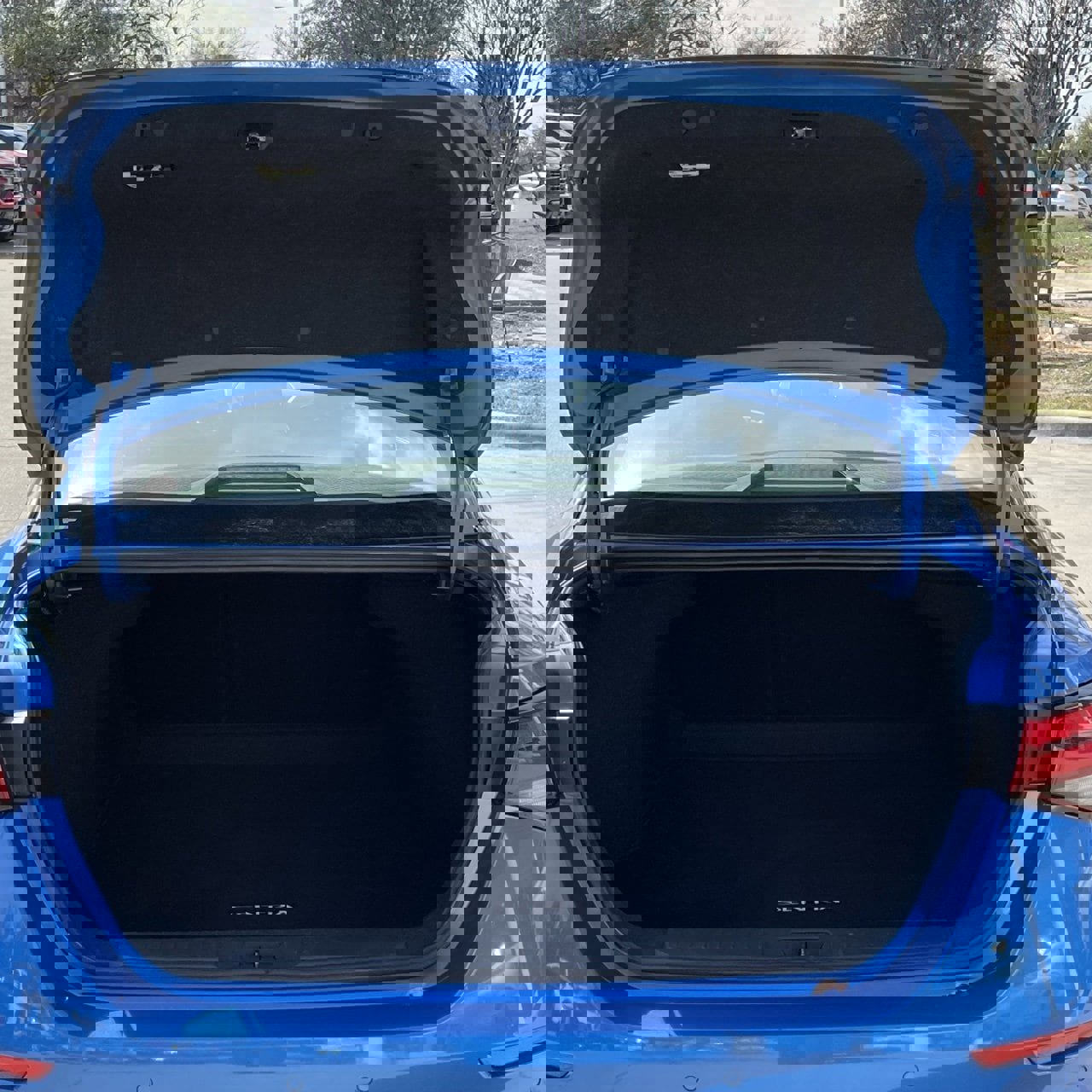 Used 2024 Nissan Sentra SV image 26