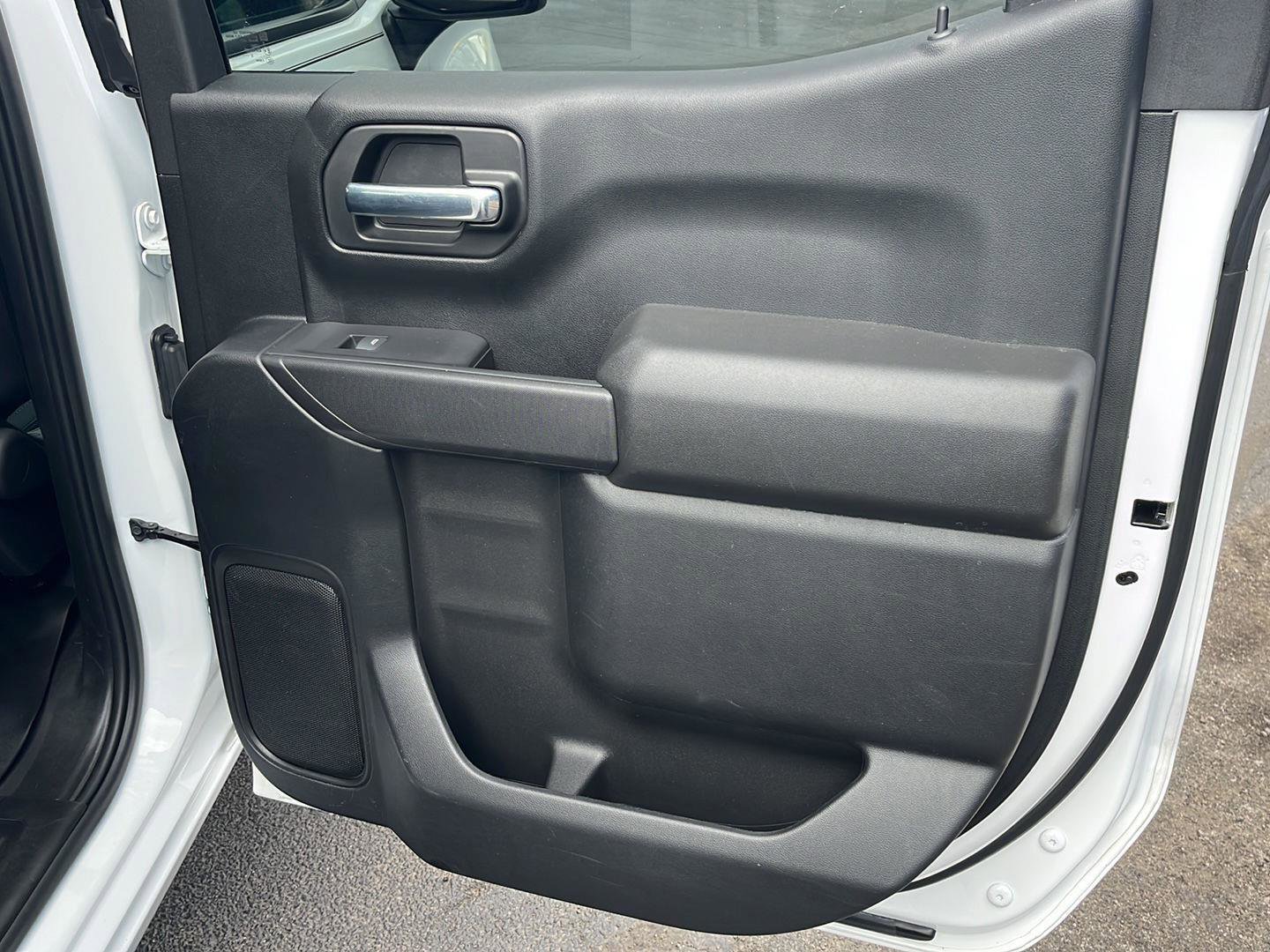 Used 2023 Chevrolet Silverado 1500 Custom w/ LPO, Dark Essentials Package image 23