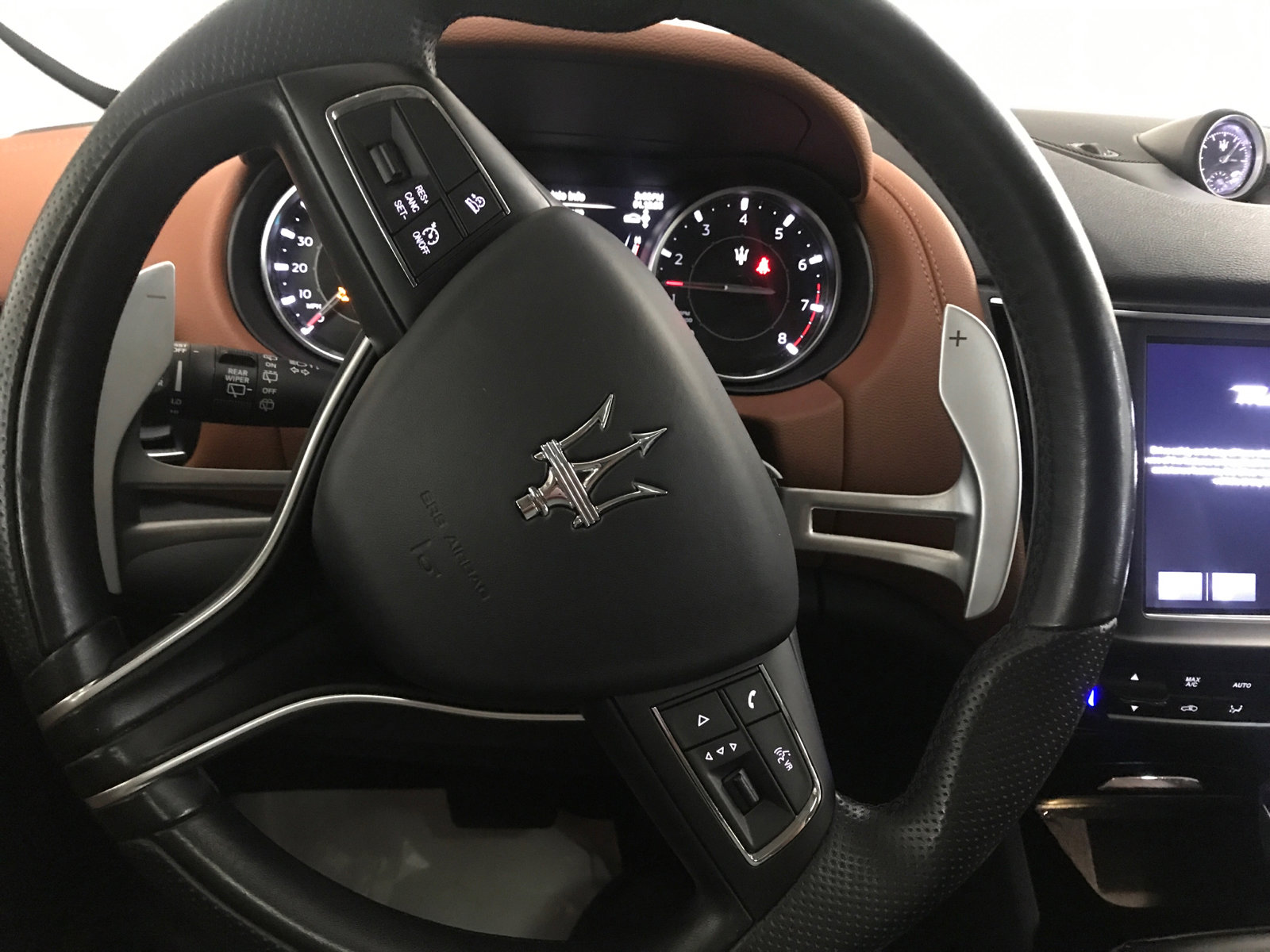 Used 2022 Maserati Levante GT AWD/4WD image 17