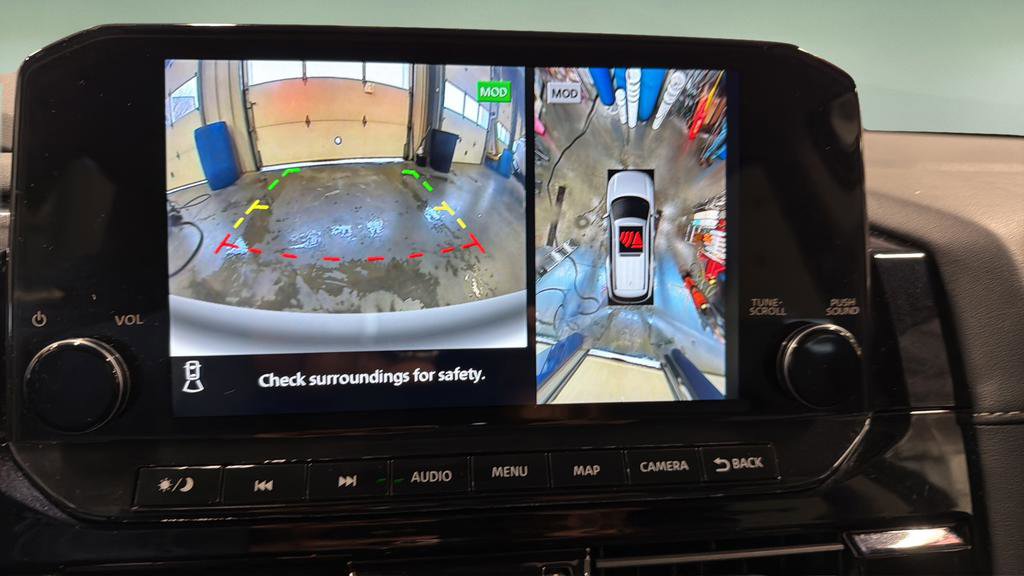 Certified 2025 Nissan Pathfinder SL image 27