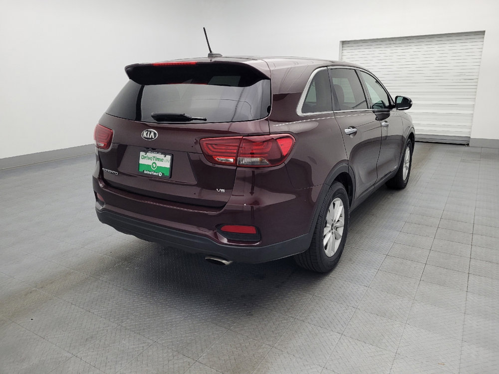 Used 2019 Kia Sorento LX image 9
