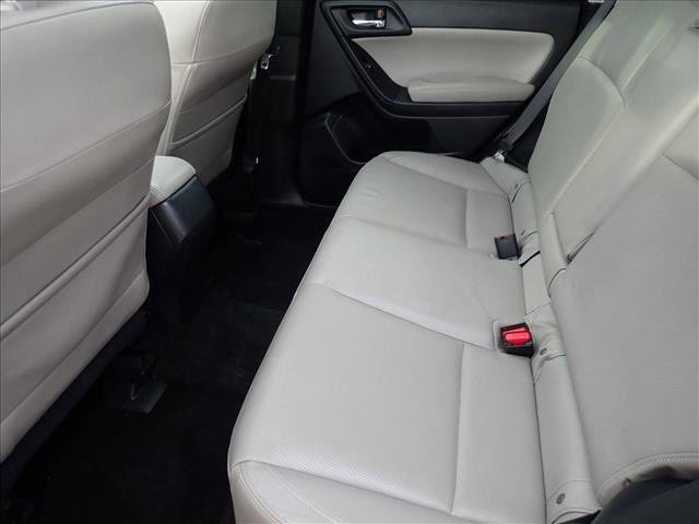 Used 2017 Subaru Forester 2.5i Limited AWD/4WD image 9