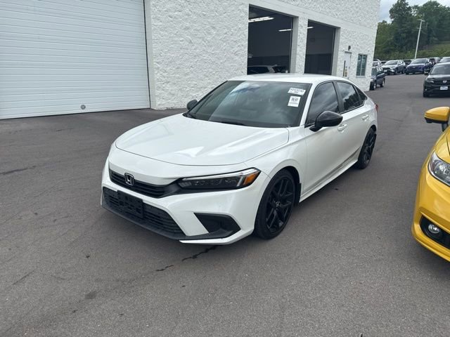 Used 2022 Honda Civic Sport image 2