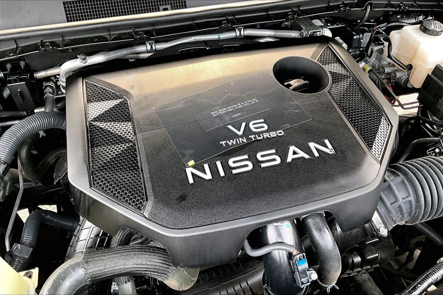 Used 2025 Nissan Armada Platinum Reserve AWD/4WD image 33