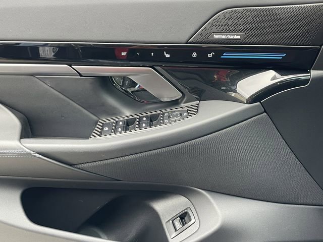 Used 2024 BMW 530i 530i w/ M Sport Package image 23