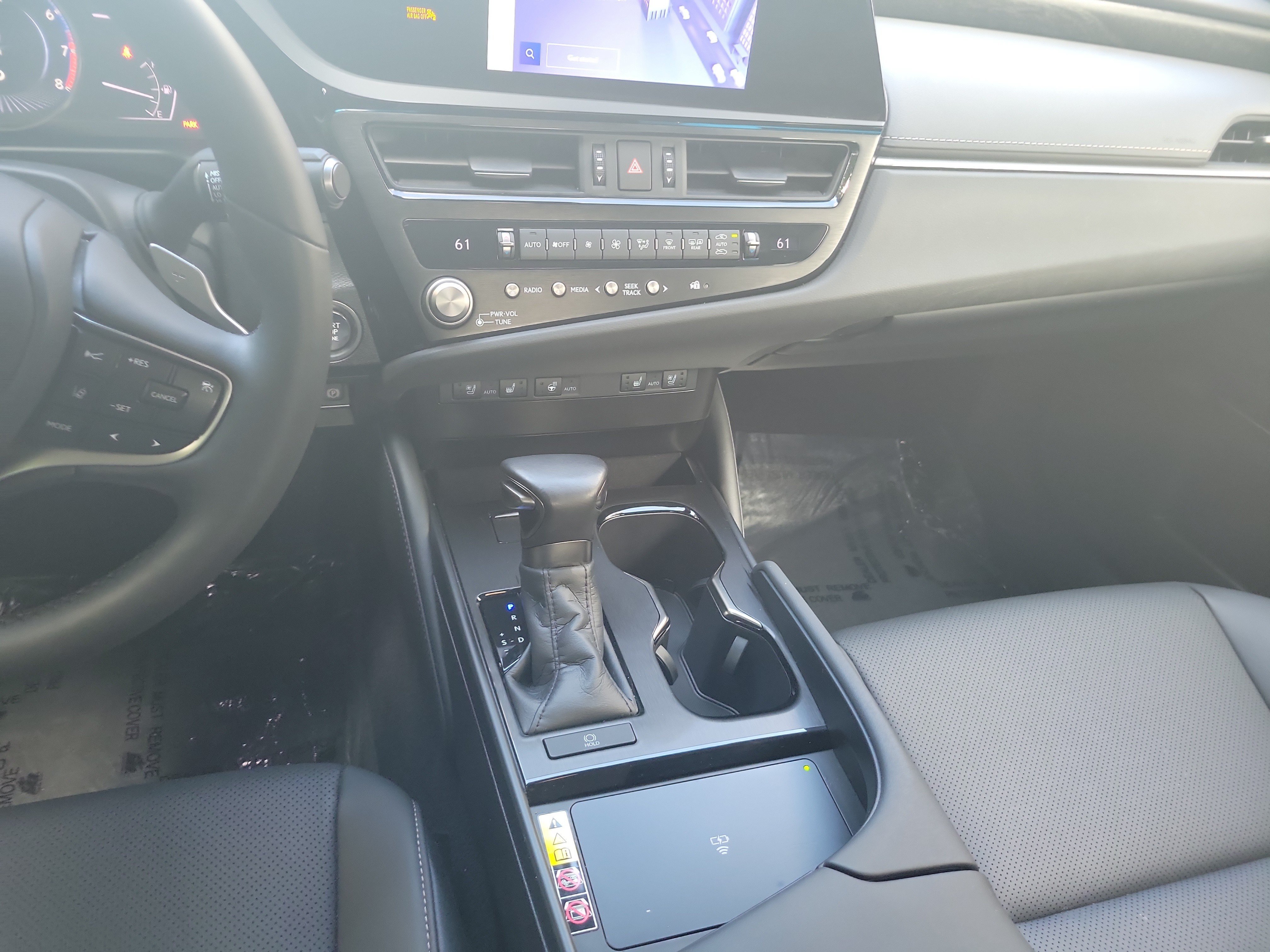 Certified 2024 Lexus ES 350 w/ Premium Package FWD image 18