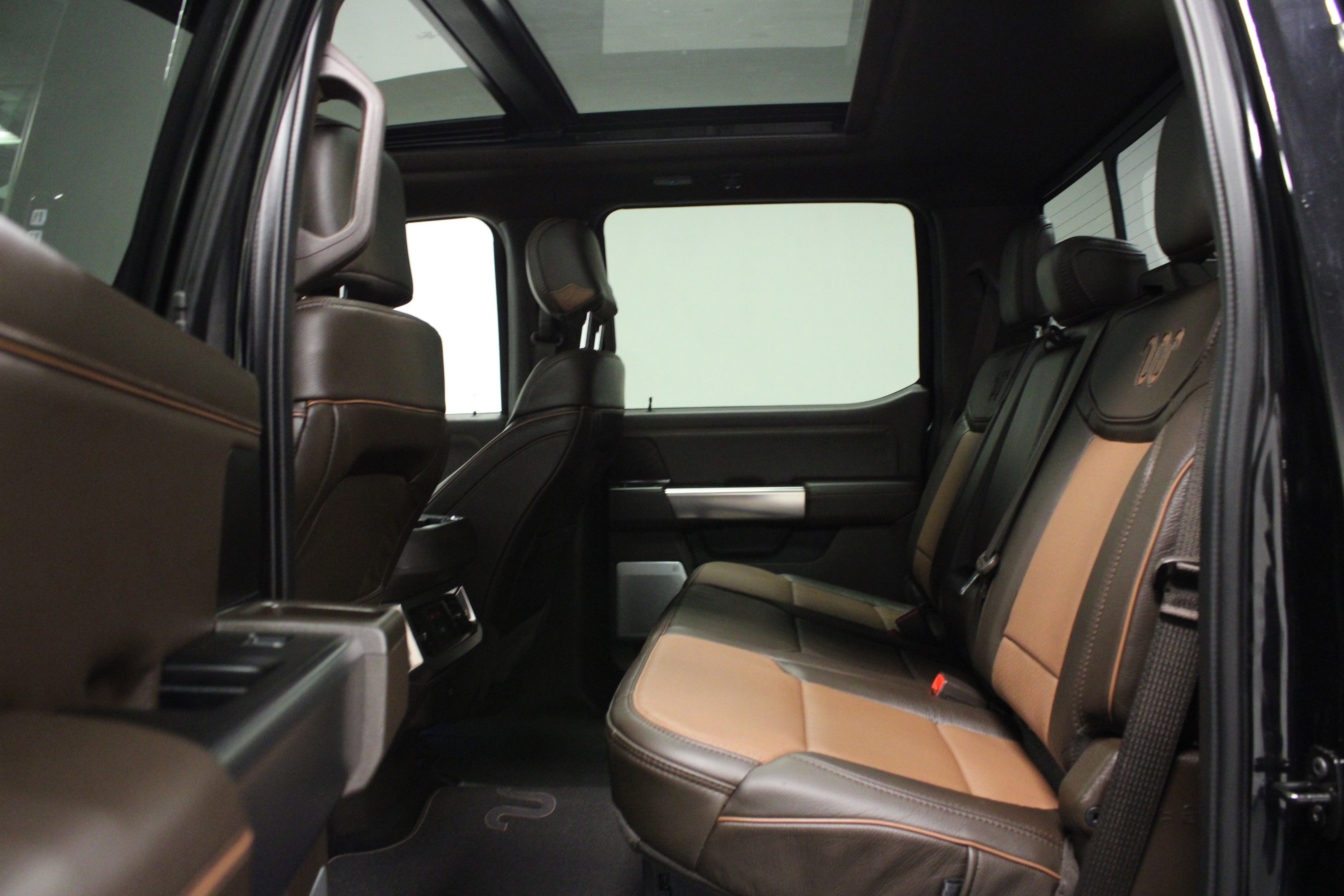 Used 2024 Ford F250 King Ranch w/ Chrome Package image 13