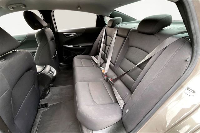 Used 2024 Chevrolet Malibu LT image 16