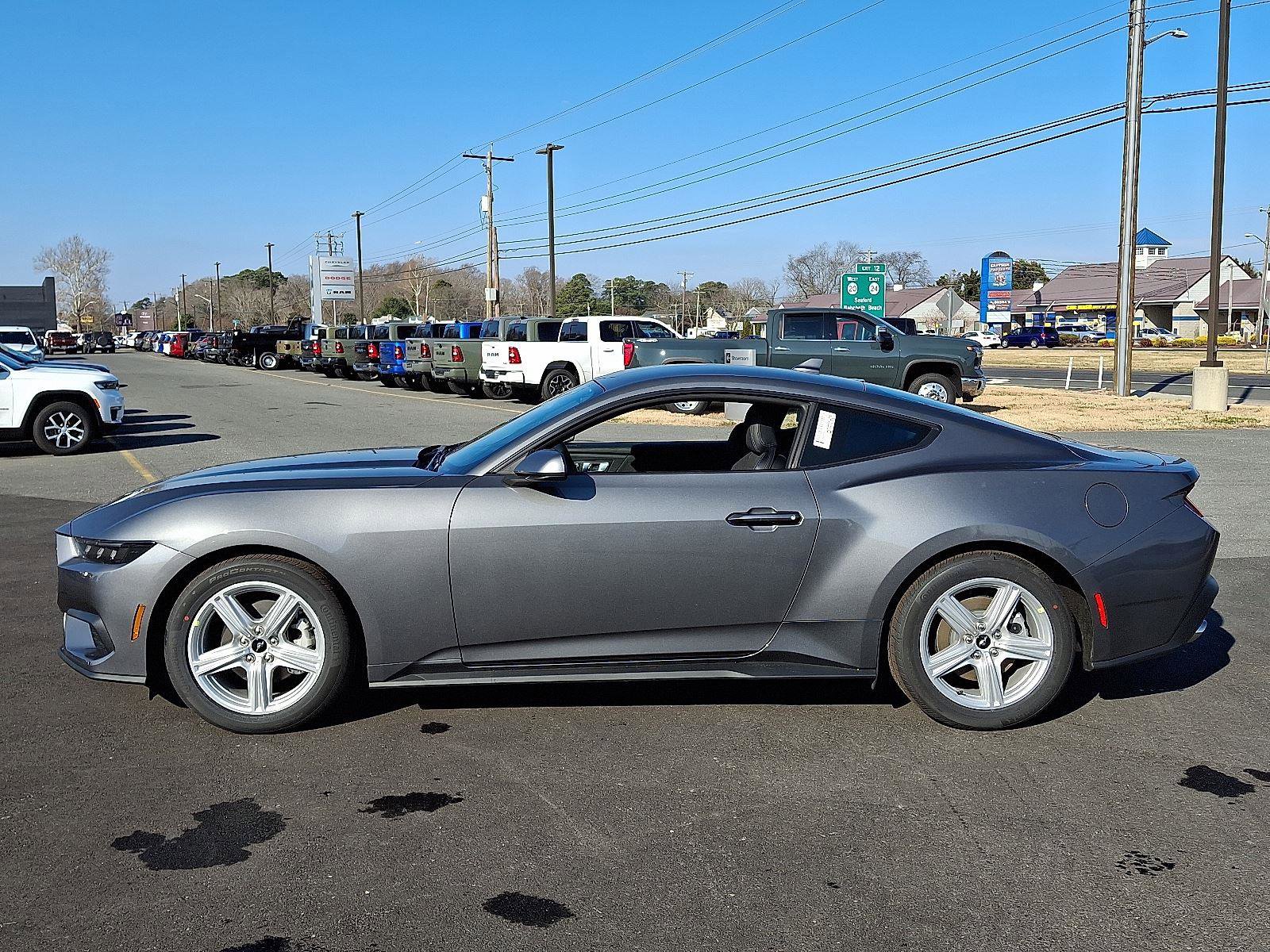 New 2026 Ford Mustang Coupe image 5