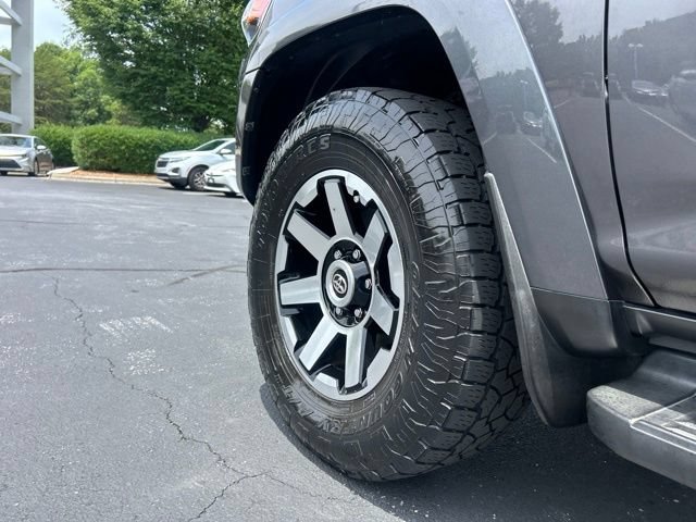 Used 2019 Toyota 4Runner TRD Off-Road AWD/4WD image 13