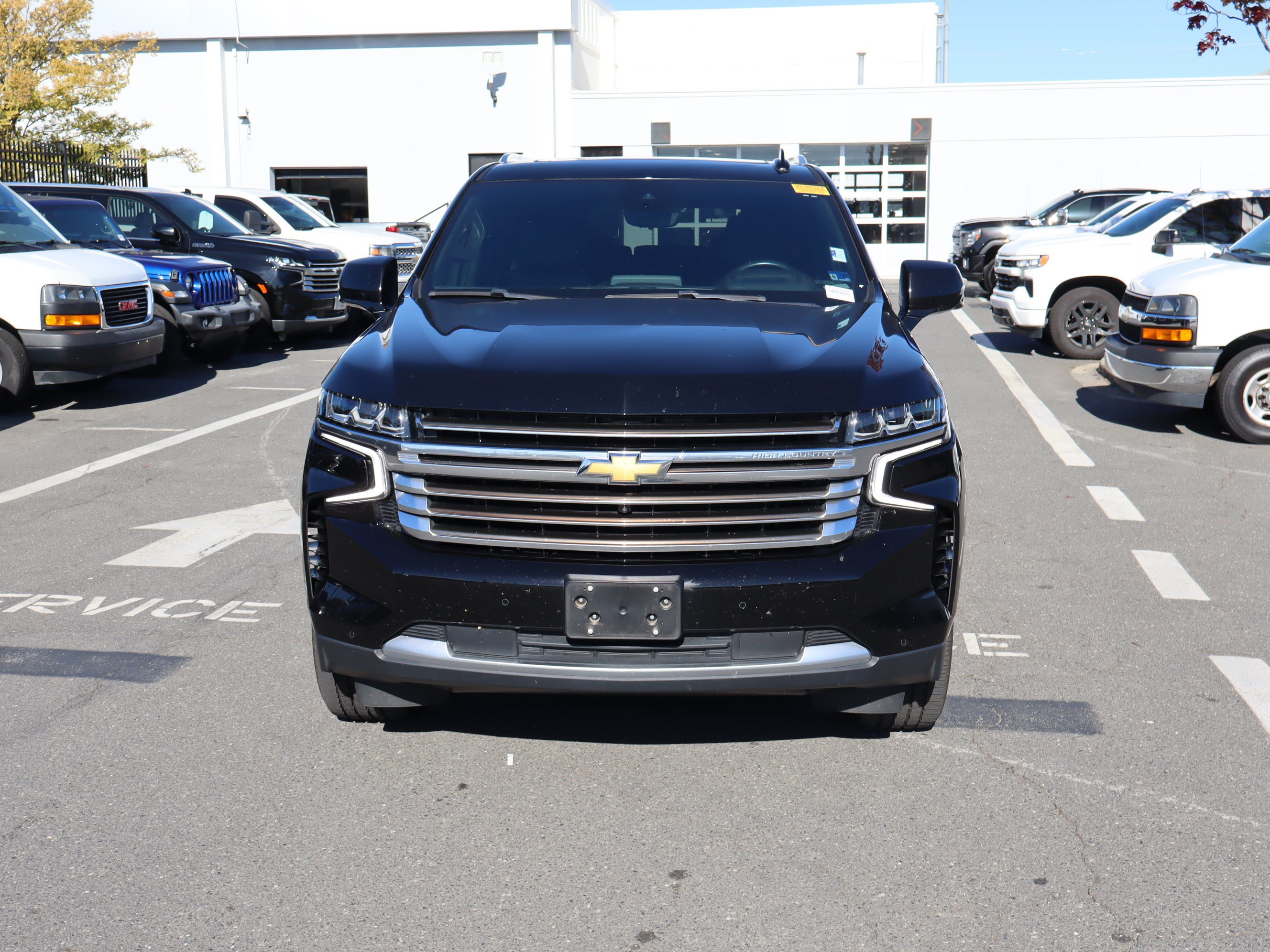 Used 2024 Chevrolet Suburban High Country w/ Advanced Technology Package AWD/4WD image 15