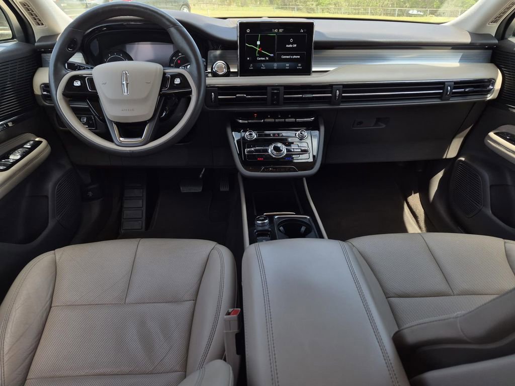 Used 2020 Lincoln Corsair FWD w/ Premium Package image 17