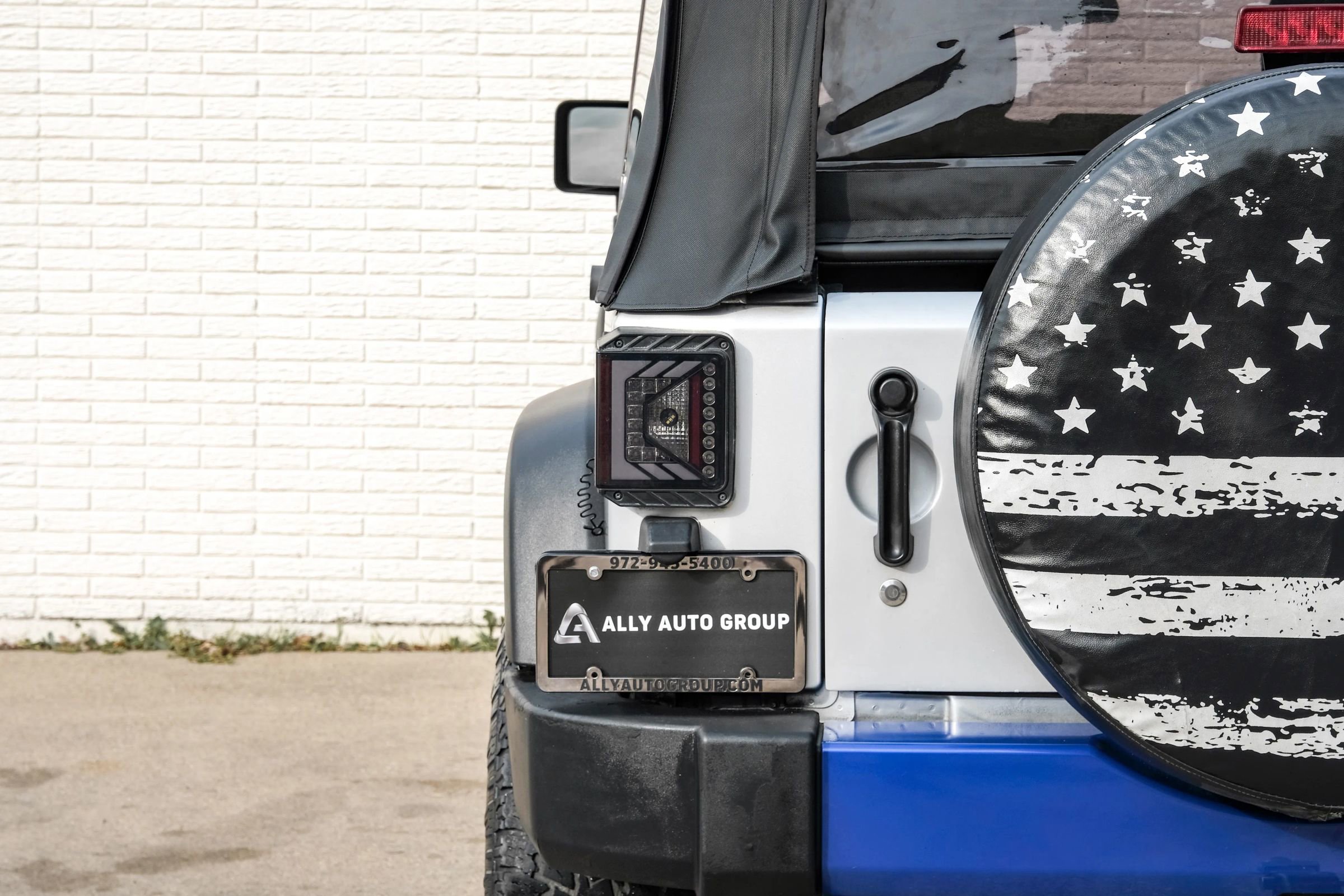 Used 2011 Jeep Wrangler Unlimited Sport image 41