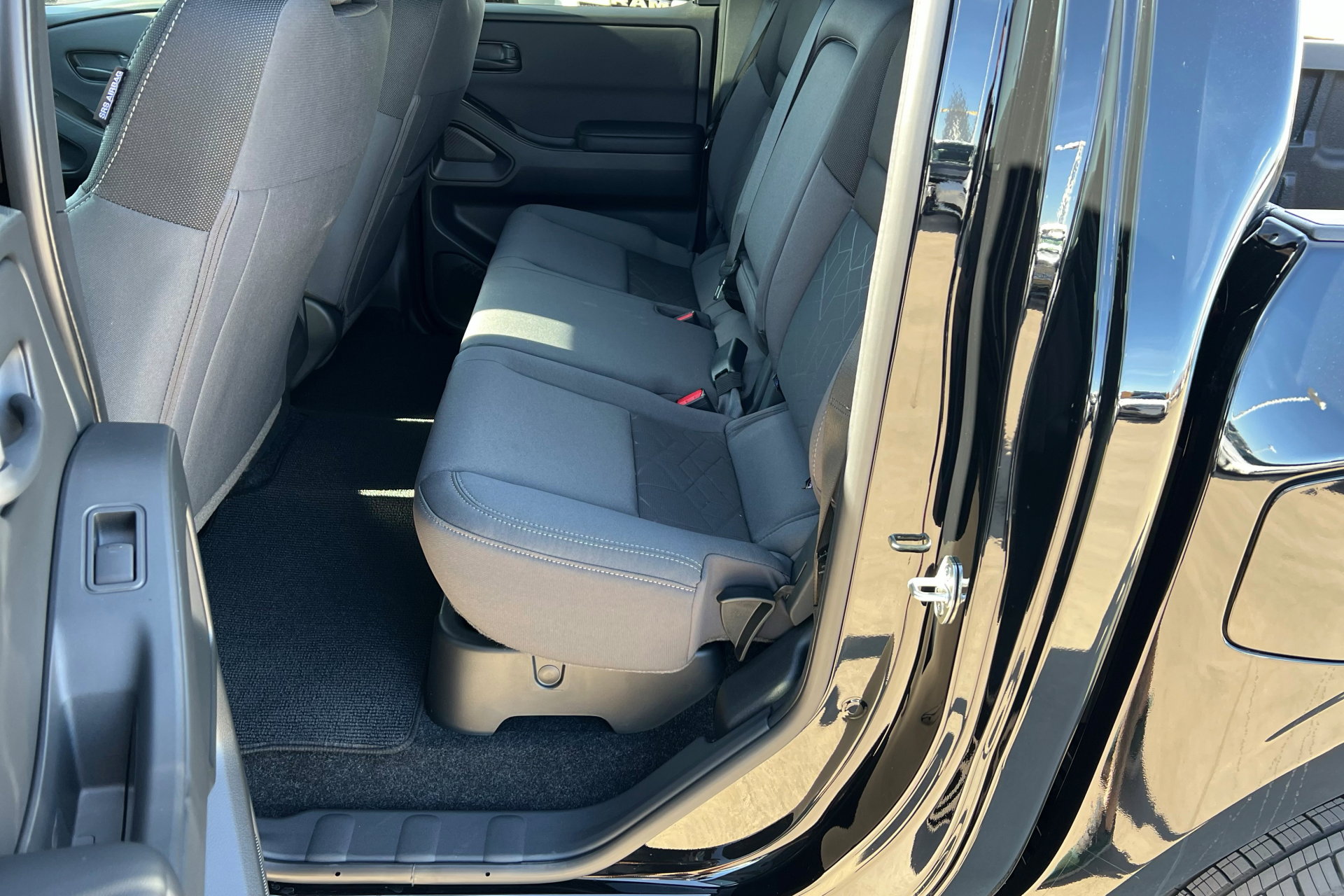 New 2026 Nissan Frontier SV w/ Tow Package image 21