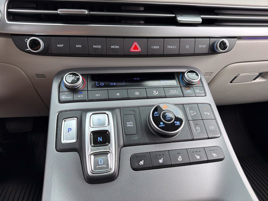 Certified 2024 Hyundai Palisade Limited AWD/4WD image 12
